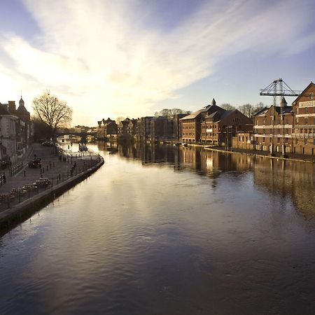 Stylish Flat Near The City Centre - Pass The Keys York Eksteriør billede