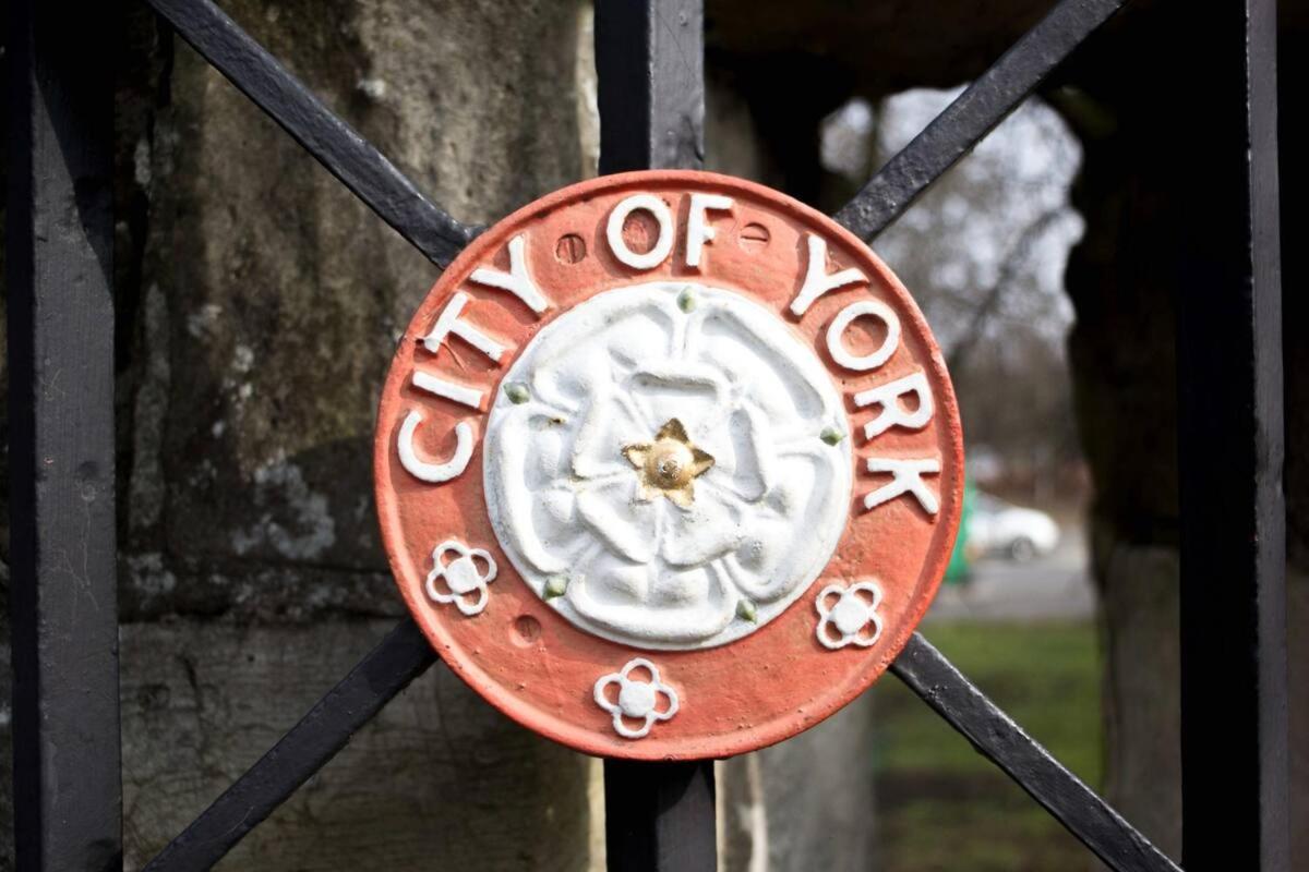 Stylish Flat Near The City Centre - Pass The Keys York Eksteriør billede